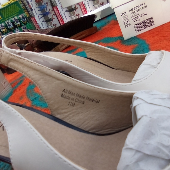 Black and white ladies shoe slingback - Picture 4 of 5